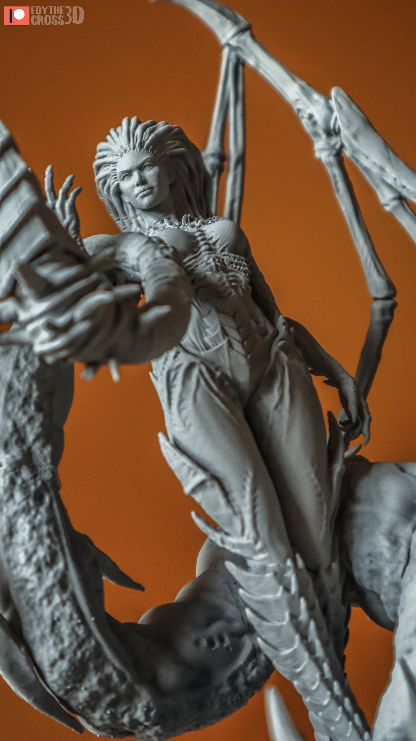 Kerrigan Queen of Blades - Starcraft Resin 3D Printed Model by Nomnom Figures
